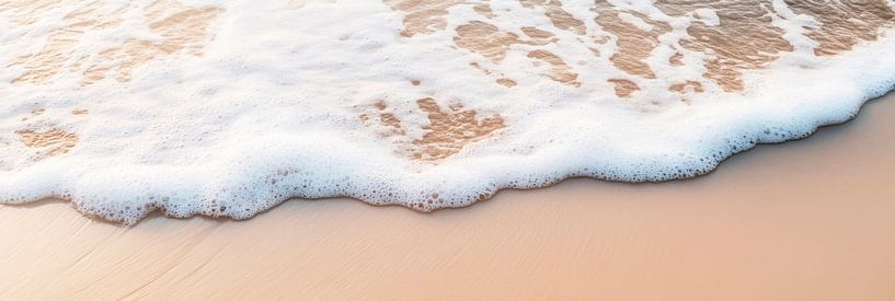 Wellenrauschen am Sandstrand von Poster Art Shop