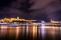 Budapest bei Nacht - Donau beleuchtet - Ungarn