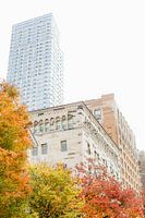 Wolkenkratzer in New York im Herbst