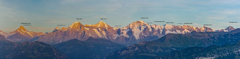 Zonsondergang in de Zwitserse alpen van Reinier Holster