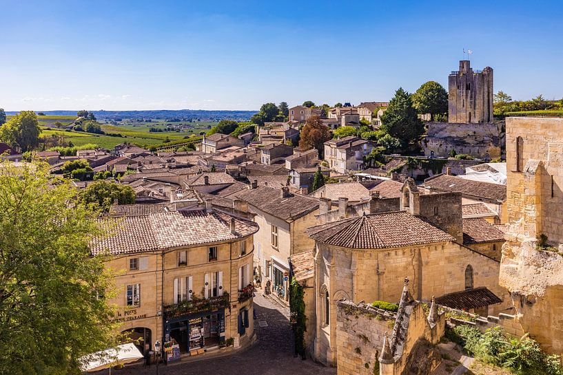 Blick auf den Weinort Saint-Émilion in Frankreich von Werner Dieterich