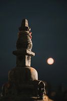 Tempel in Swayambhunath bei Vollmond in Kathmandu, Nepal