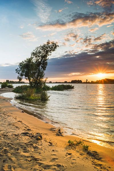 Enchanting sunset by Jan Koppelaar Fotografie