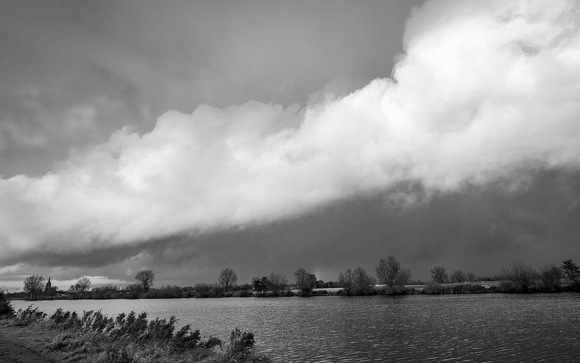 Große Wolken in Die Niederlanden von Wouter Bos