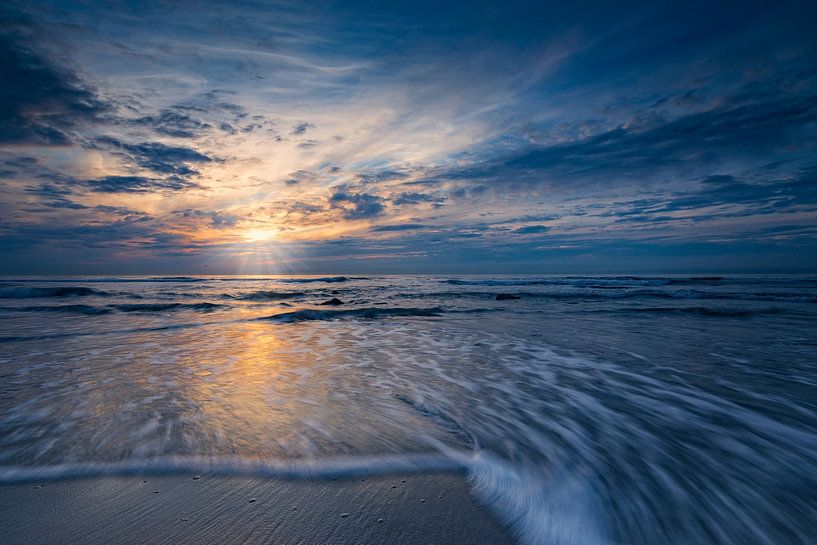 magnifique coucher de soleil le long de la côte néerlandaise par gaps photography