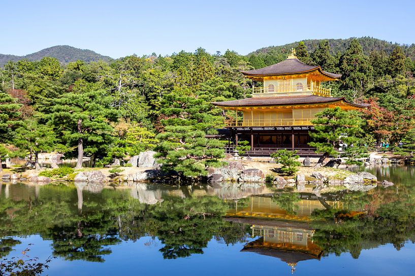 Le pavillon doré, Kinkaku-Ji, à Kyoto par Mickéle Godderis