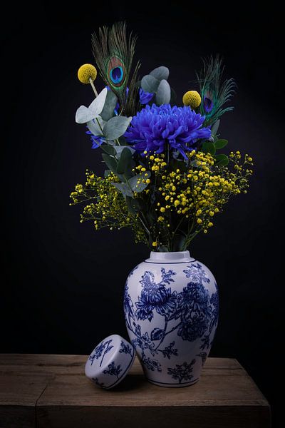 Nature morte moderne avec bouquet de fleurs &quot;Vermeer&quot; par By Marjolein Design