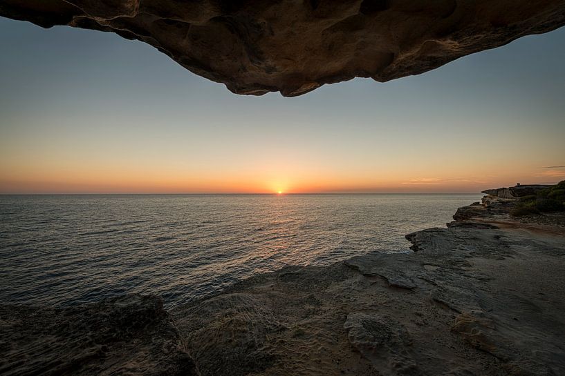Sonnenaufgang an der Küste von Sydney von Martien Janssen