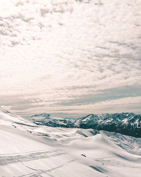 Vue hivernale sur les Alpes françaises autour de Saint Francois Longchamp par Mick van Hesteren