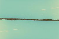 Serene Horizon: Where Heaven and Water Become One