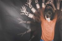 Kleurrijke dansende armen