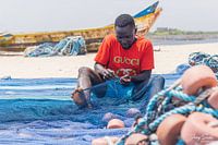 Repairing fishing nets