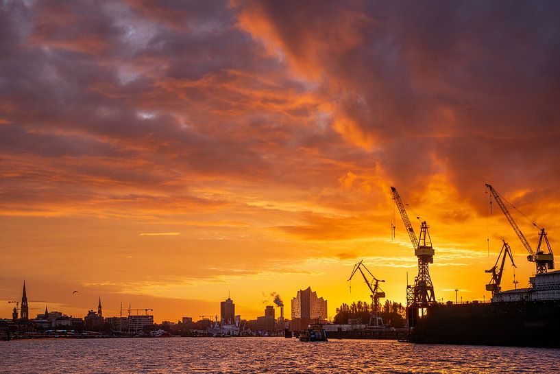 Sunrise over Hamburg, Germany by Alexander Ludwig