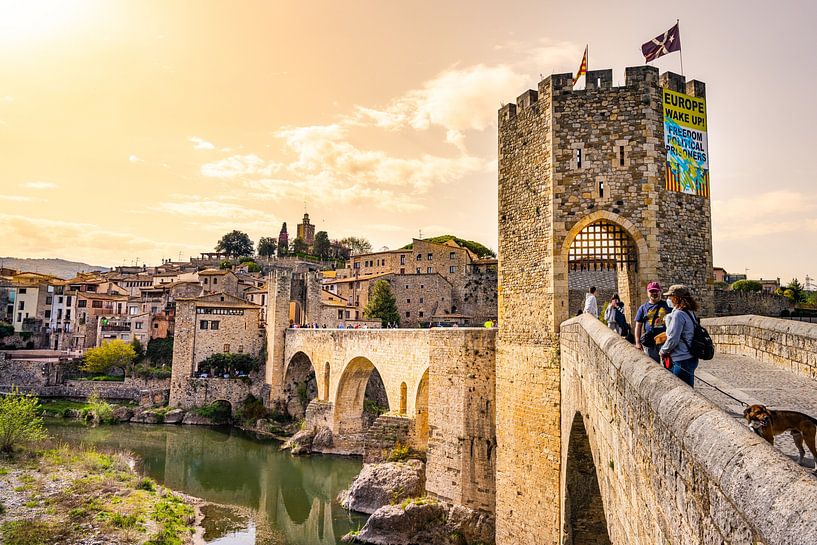 Pont de Besalu en Espagne par Ivo de Rooij