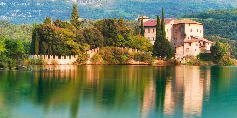 B E L L A . I T A L I A - L A G O . D I . T O B L I N O by Thomas Herzog