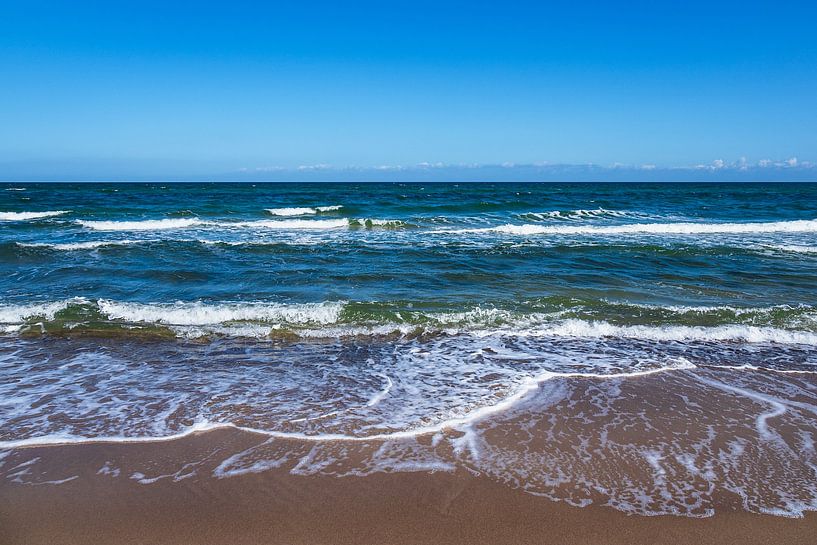 Wellen an der Küste der Ostsee bei Kühlungsborn von Rico Ködder