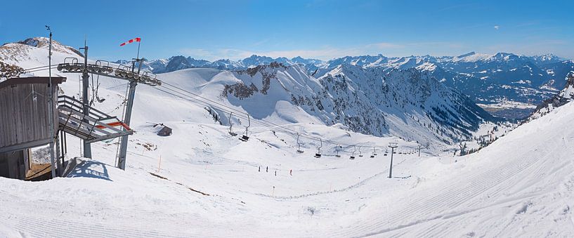 Wintersportgebiet am  Nebelhorn. Allgäuer Alpen. von SusaZoom