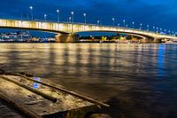 Deutzer bridge in Cologne at night