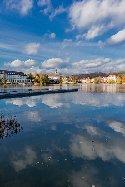 Kleine herfsttocht rond de Burgsee van Oliver Hlavaty