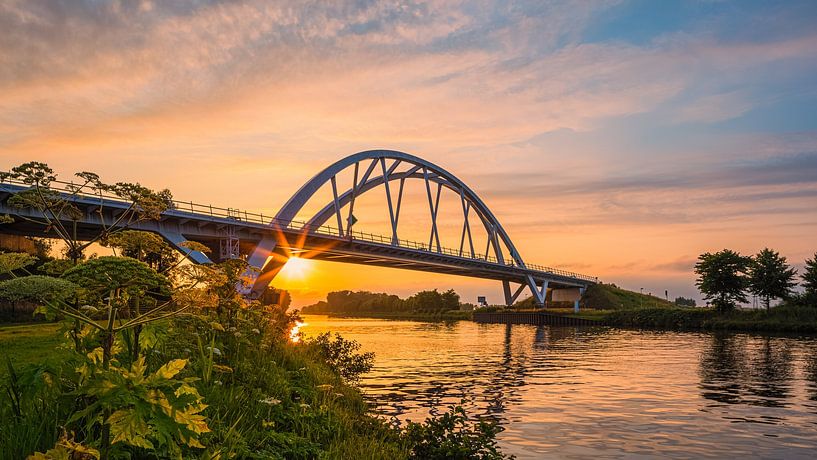Coucher de soleil sur le pont Walfridus par Henk Meijer Photography