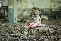 Pop met gasmasker Tsjernobyl
