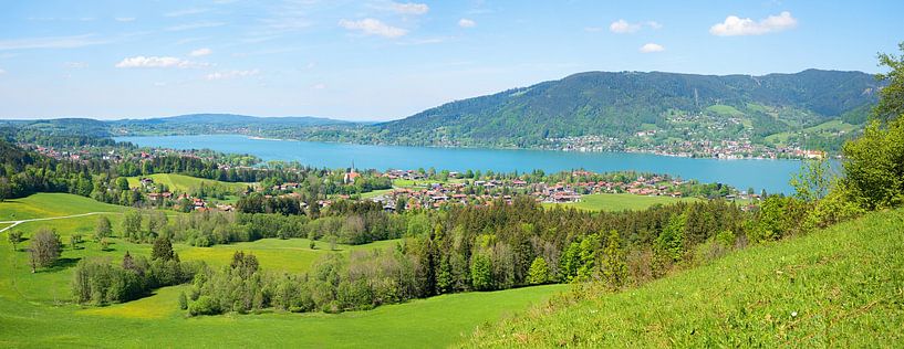 station touristique idyllique de Bad Wiessee et le lac Tegernsee, vue de par SusaZoom