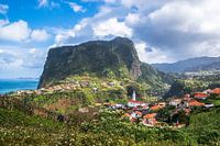 Le rocher de l'aigle - le point de mire sur la côte nord de Madère