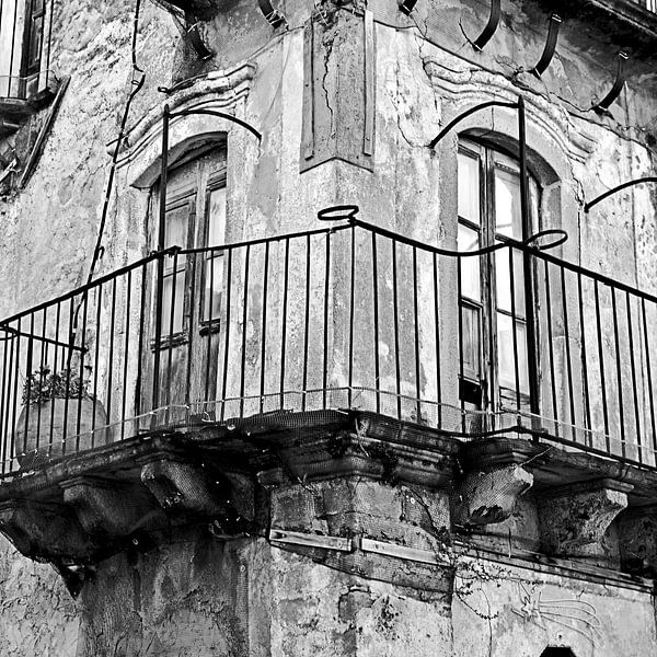 Medieval silence in Forza d'Agro by Silva Wischeropp