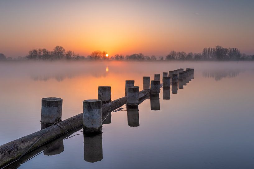 Lever de soleil le long de la rivière IJssel près de Zalk par Fotografie Ronald