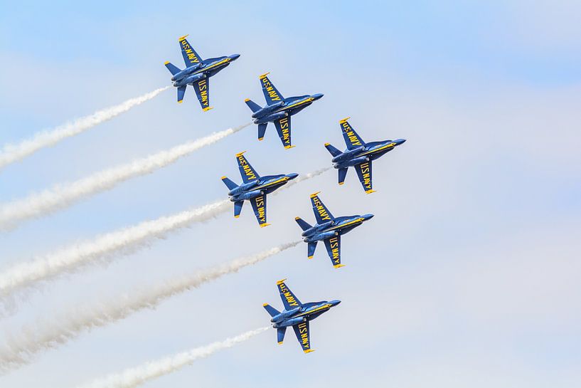 Blue Angels in een Delta Formation. van Jaap van den Berg