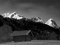 Vue de bon matin sur l'Alpspitze, la Zugspitze et le Waxenstein