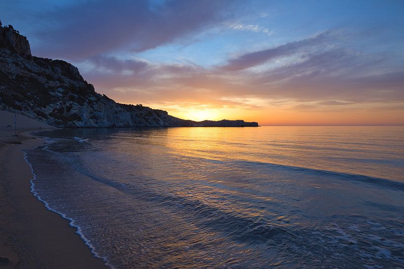 Sonnenaufgang Tsambika Felsen Rhodos Griechenland von Henrys-Photography
