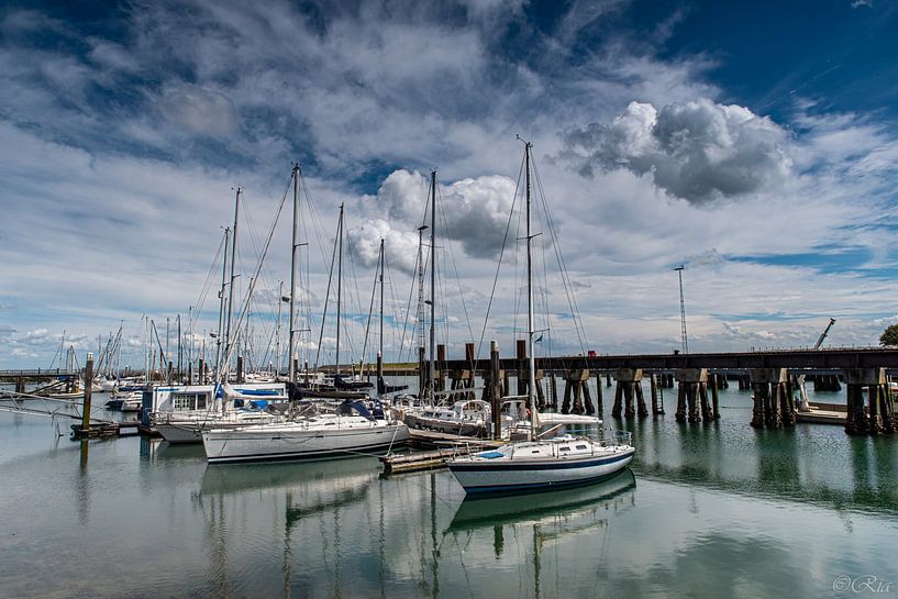 Zeeland harbour by Ria Overbeeke