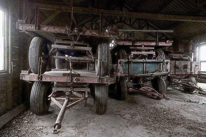 Past glory by Mario de Lijser