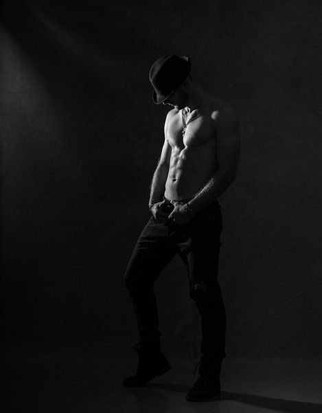 Das sexy Muskelbündel und der Schatten von Atelier Liesjes