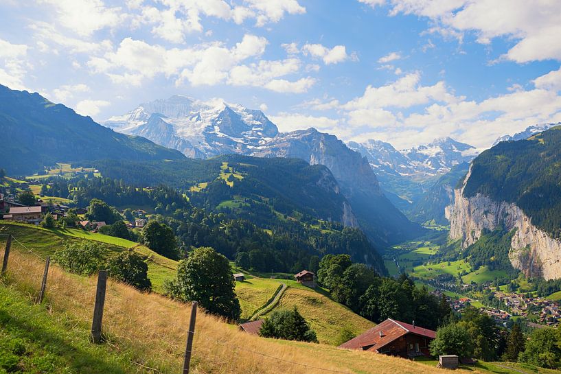 beautiful Lauterbrunnen valley, bernese Oberland by SusaZoom