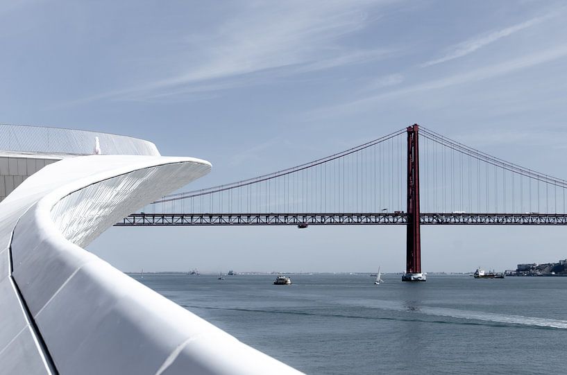 Ponte 25 de Abril, Lisbonne, Portugal par Bao Vo