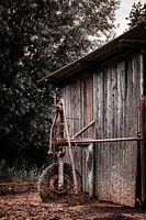 alter verwitterter Stall