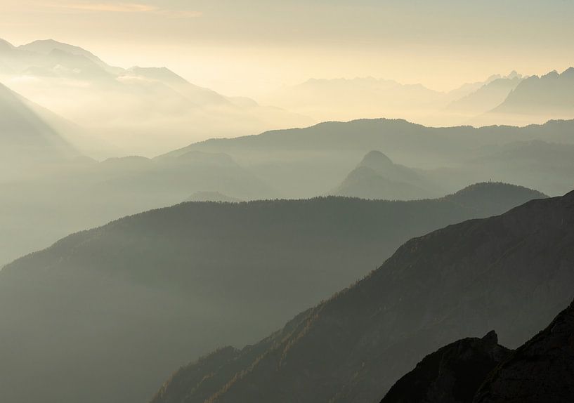 Lichtstimmung im Gebirge von Anselm Ziegler Photography