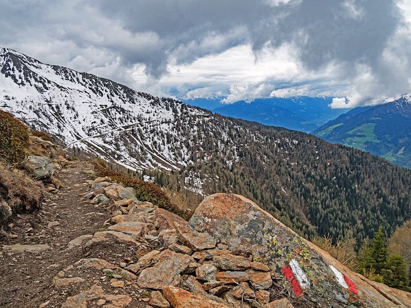 Alpenlandschap in Zuid-Tirol van Katrin May