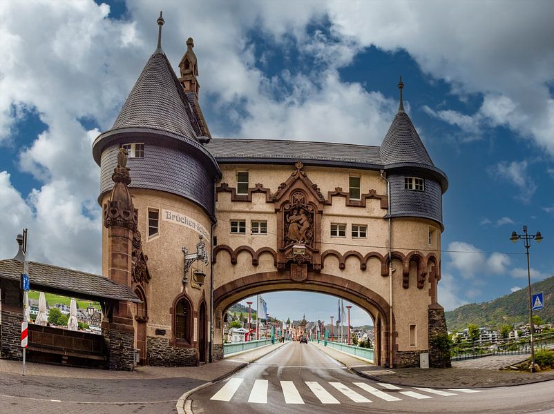 Brückenstranke bei Traben-Trarbach, Jugendstil und Art Nouveau von Gert Hilbink