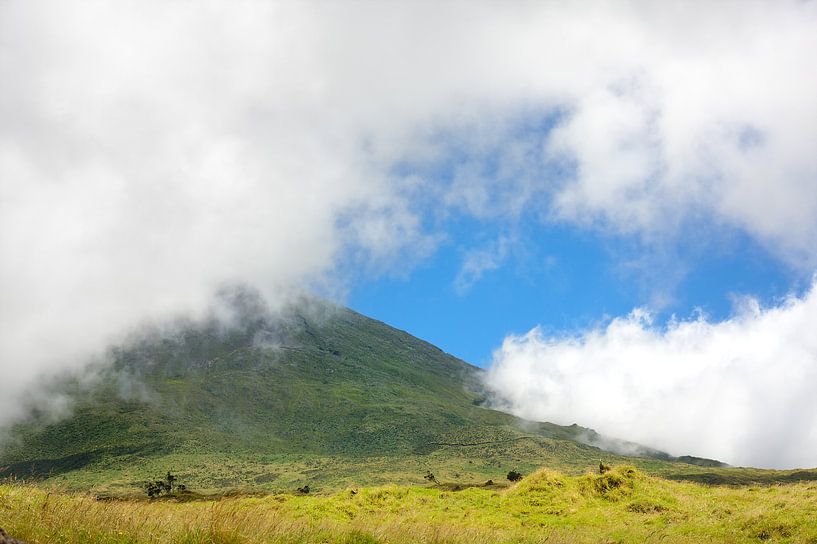 Cloudy Mountain by Jan Brons