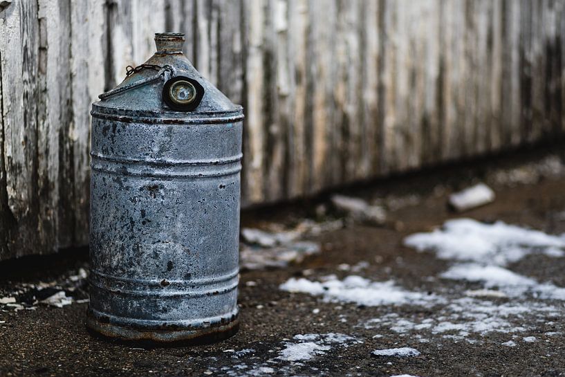 Detail der verlassenen Fischfabrik Aasiaat von Martijn Smeets