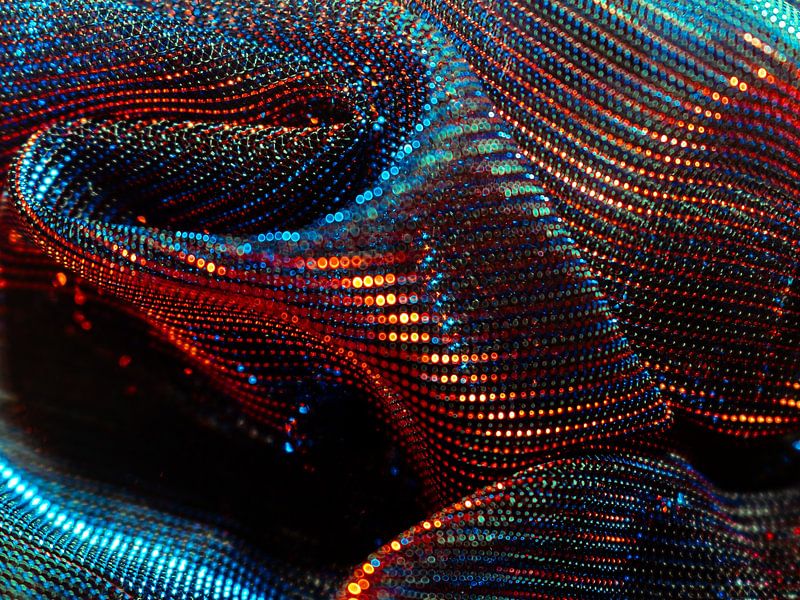 Gefaltete Reflexion in Rot und Blau von Mixed media vector arts