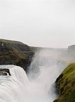 Mächtiger Wasserfall