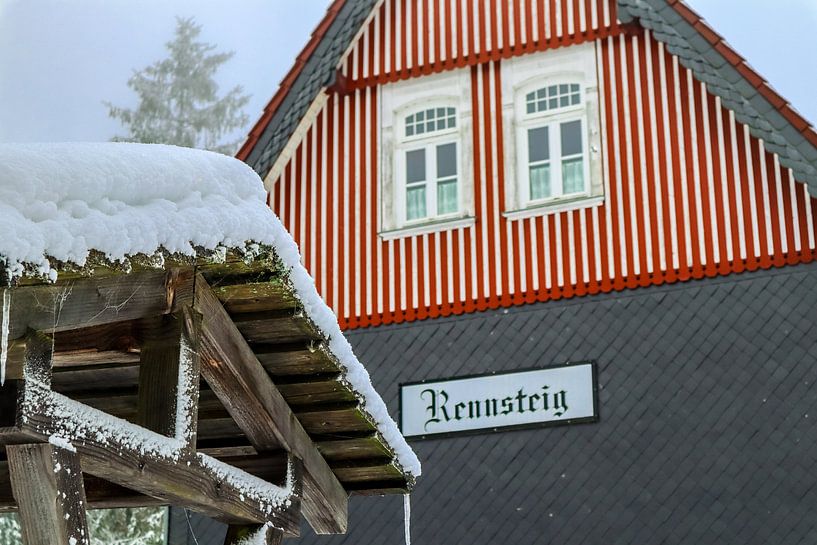 Beau paysage hivernal sur les hauteurs de la forêt de Thuringe par Oliver Hlavaty