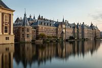 Het binnenhof in Den Haag in de avond