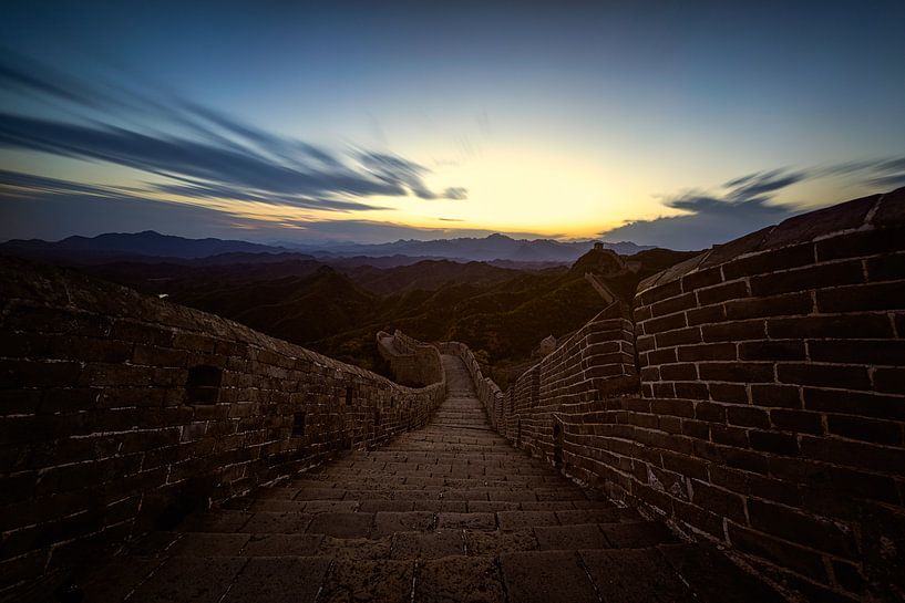 Sunset on the Chinese wall by Michael Bollen