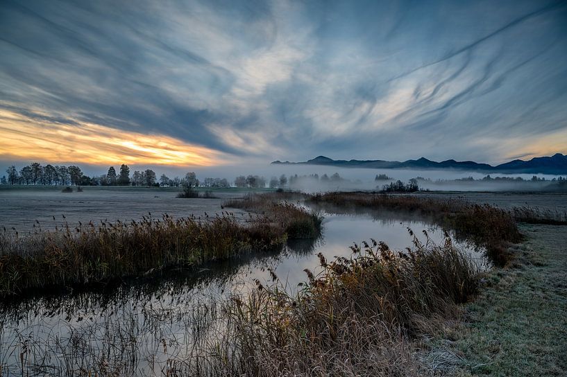 Sonnenaufgang an der Uffinger Ache von Markus Weber