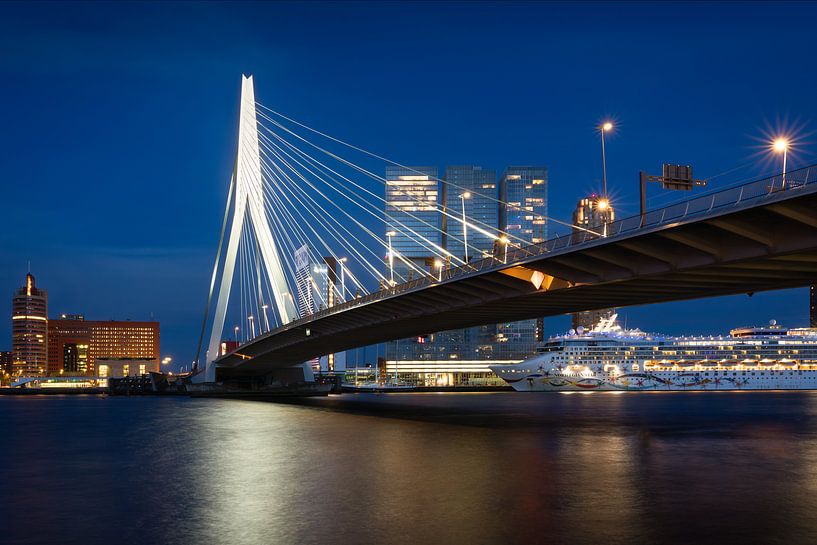 The Erasmus Bridge in Rotterdam by Simon Bregman
